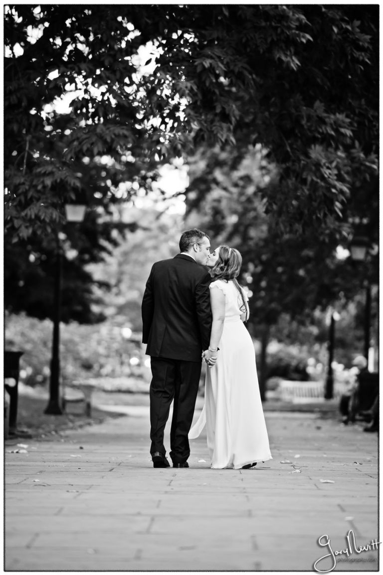 Philadelphia Wedding Photographer- Gary Nevitt Photography - Howell - The Morris House - 1187