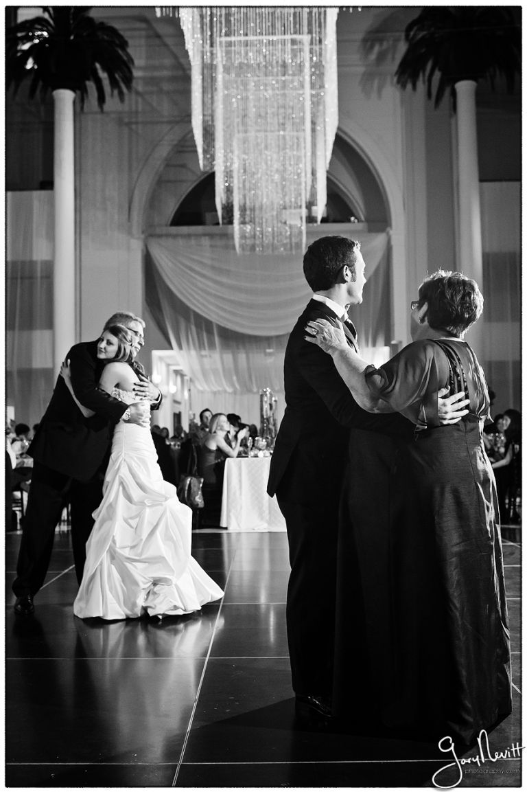 Curtis Center Wedding - Maxon - Philadelphia- Gary Nevitt Photography-213