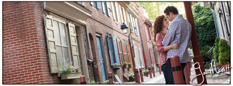 Philadelphia-Engagement-Session-Elfreths-Alley-Gary-Nevitt-Photography-Mahlab-188