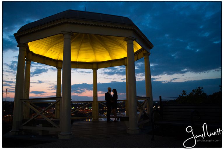 Sergel-Engagement Photography-Philadelphia Museum of Art-Gary Nevitt Photogrpahy-1067