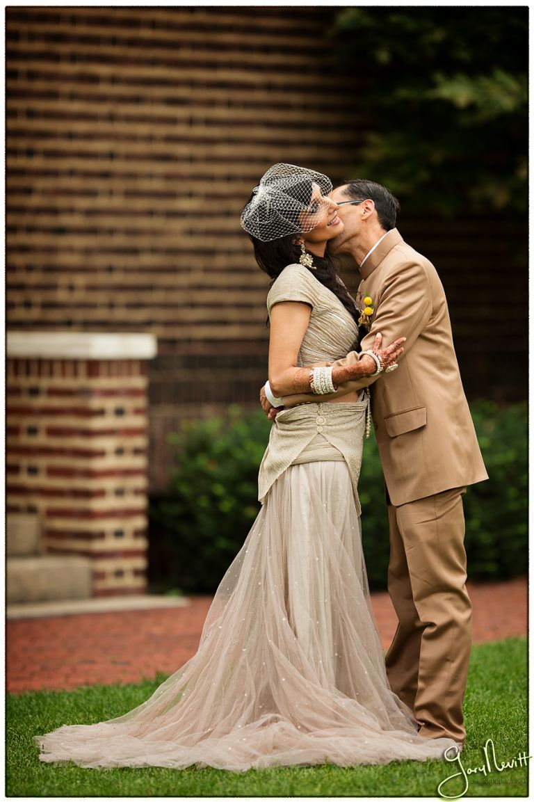 Philadelphia Wedding Penn Museum Indian South East Asian Wedding- Nguyen -Gary-Nevitt-Photography1020