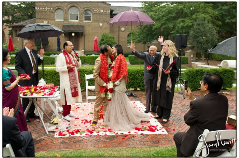 Philadelphia Wedding Penn Museum Indian South East Asian Wedding- Nguyen -Gary-Nevitt-Photography1044
