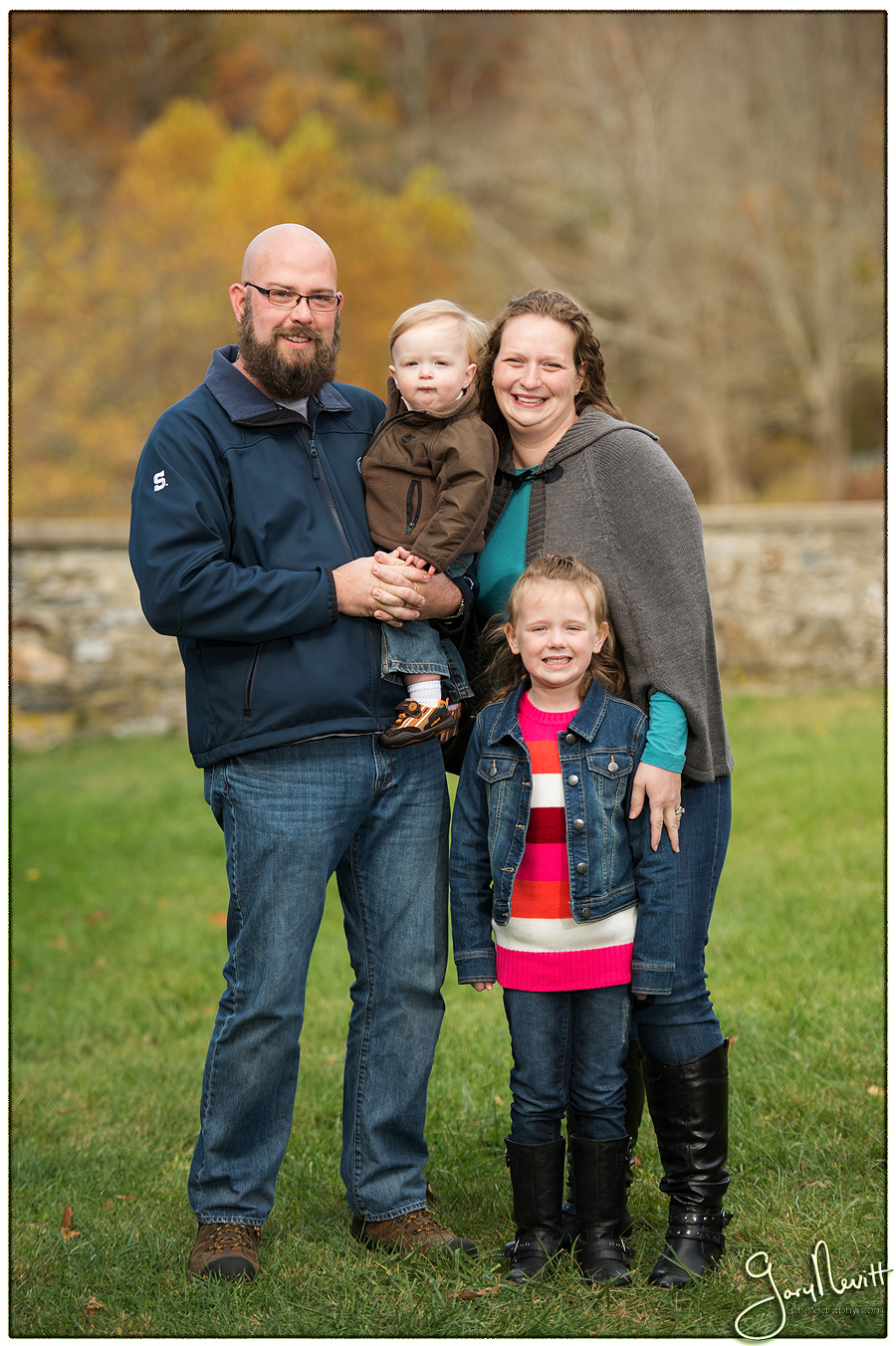 Wolfe-Family-Portraits-Valley Forge Park- Photography Gary Nevitt Photography-1070